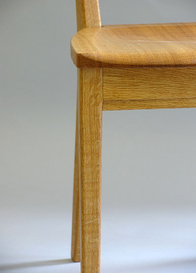 �_�C�j���O�`�F�A�|507�̎ʐ^4